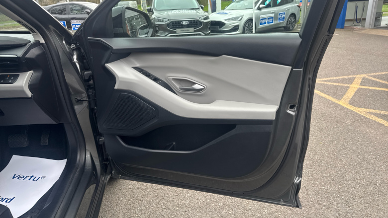 Ford Explorer 210kW Select 77kWh 5dr Auto Electric Estate